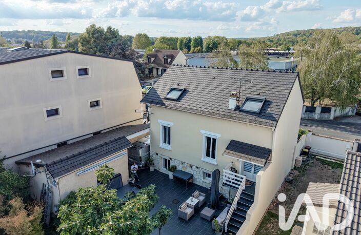Vente Maison/villa 7 pièces — photo 2