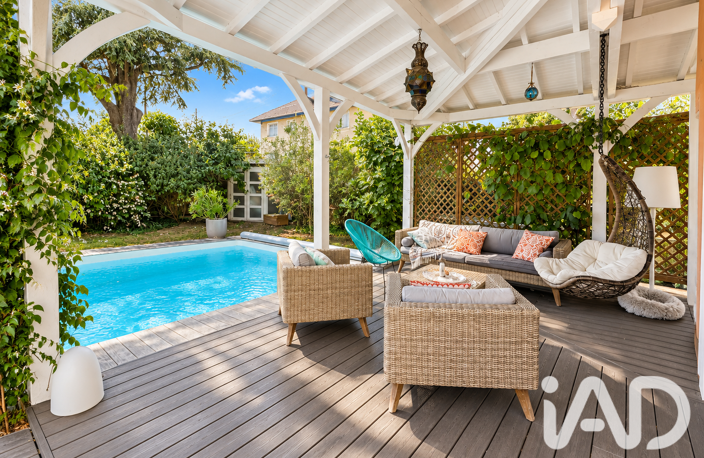 Vente Maison/villa 8 pièces — photo 2
