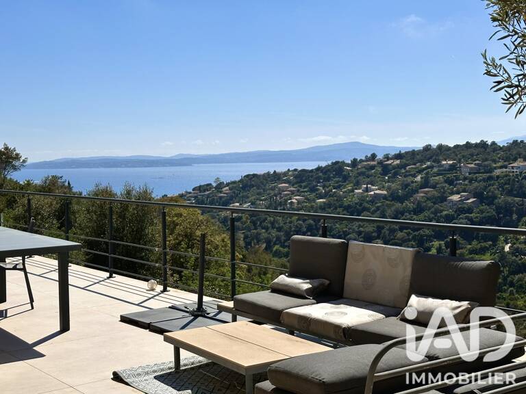 Vente Maison/villa 7 pièces — photo 1
