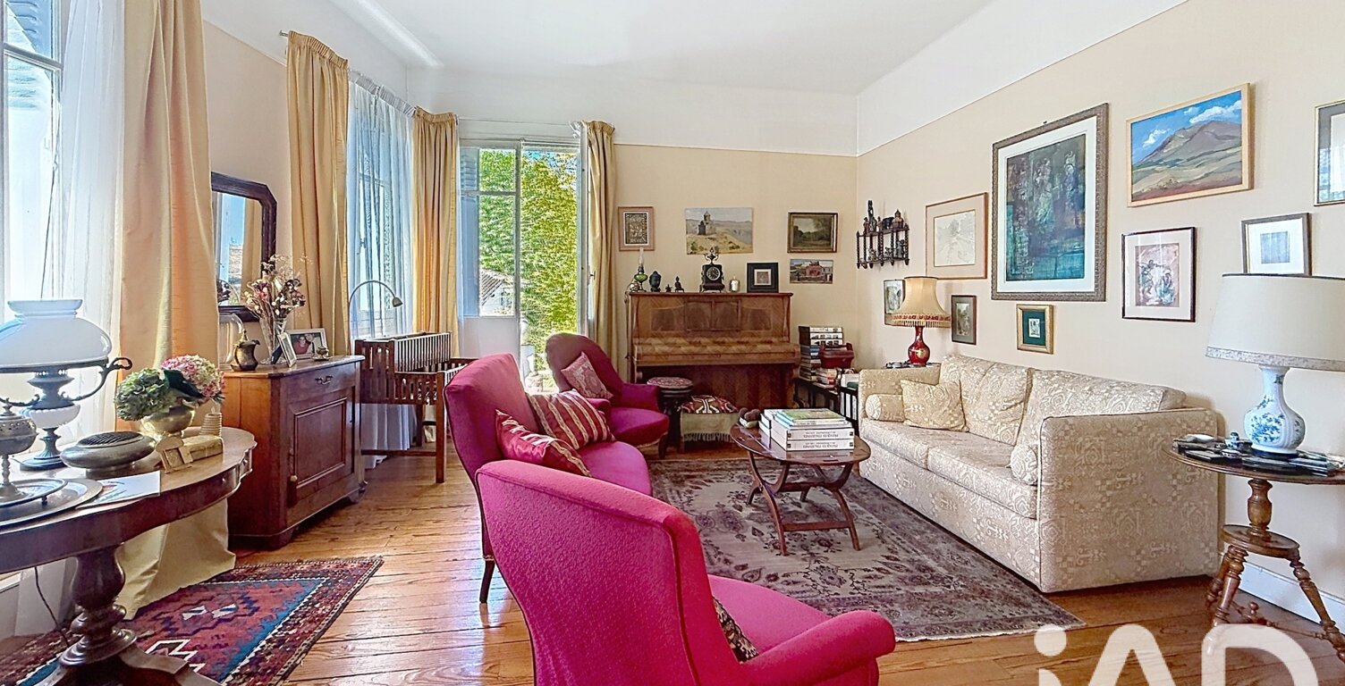 Vente Maison/villa 11 pièces — photo 1