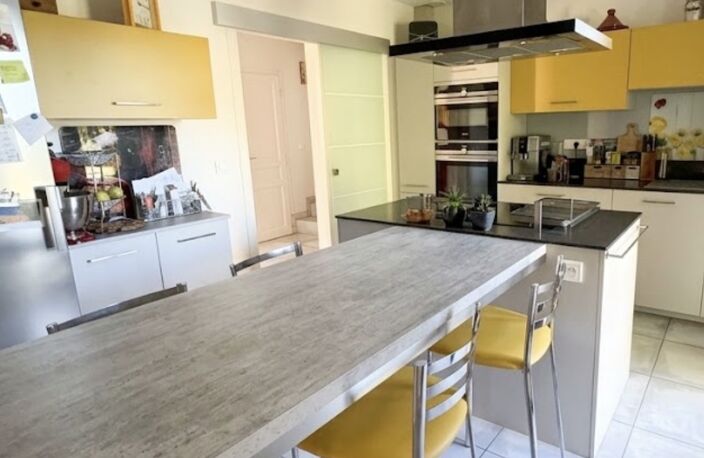 Vente Maison/villa 5 pièces — photo 2