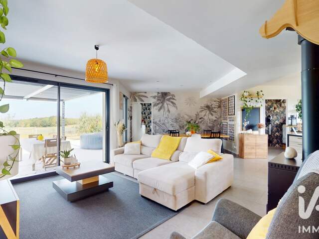 Vente Maison traditionnelle 5 pièces — photo du bien