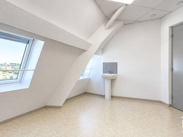 Location Surface diverse 14 m&sup2; — photo 1