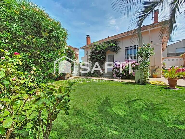 Maison de caractère plain-pied (106 m² surface utile totale avec dépendances), jardin paysager  et garage au cœur de Saint-Cyprien Village — photo 1