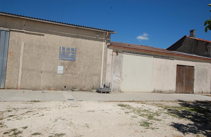 Ancien chai en pierre  Un fort potentiel à Cars — photo 2