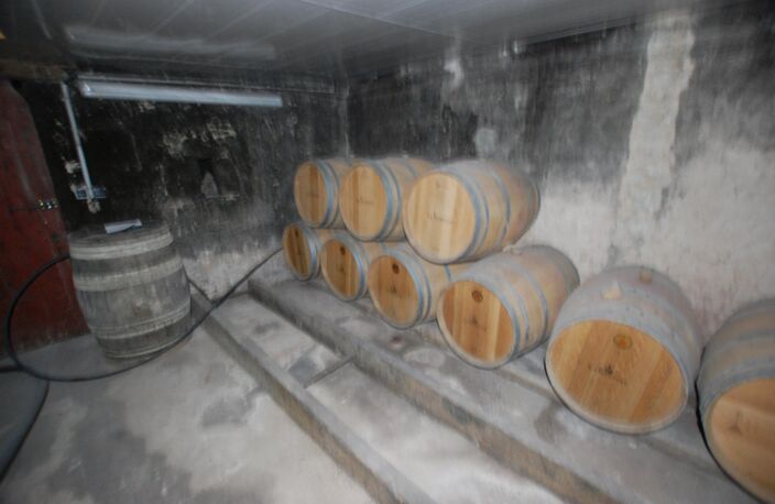 Ancien chai en pierre  Un fort potentiel à Cars — photo 3