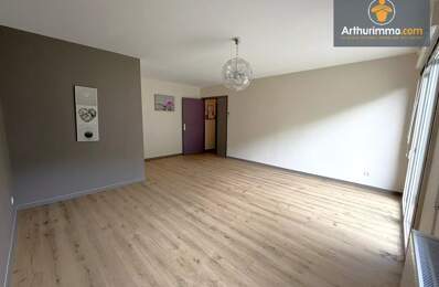 Compiègne, Appartement avec terrasse et jardin privatif. — photo du bien