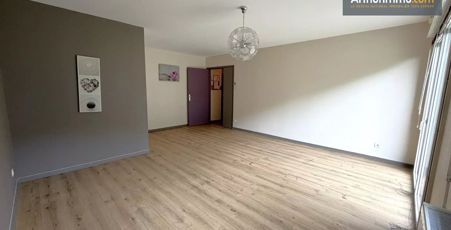 Compiègne, Appartement avec terrasse et jardin privatif. — photo 1