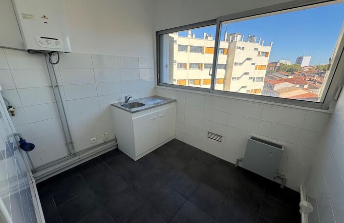 Location appartement 3 pièces 50 m² à Toulouse (31300) — photo 5