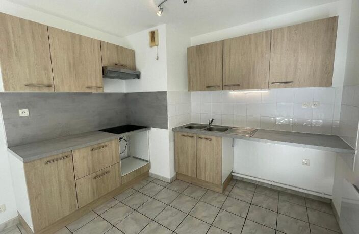 Location appartement 3 pièces 63 m² à Toulouse (31200) — photo 4