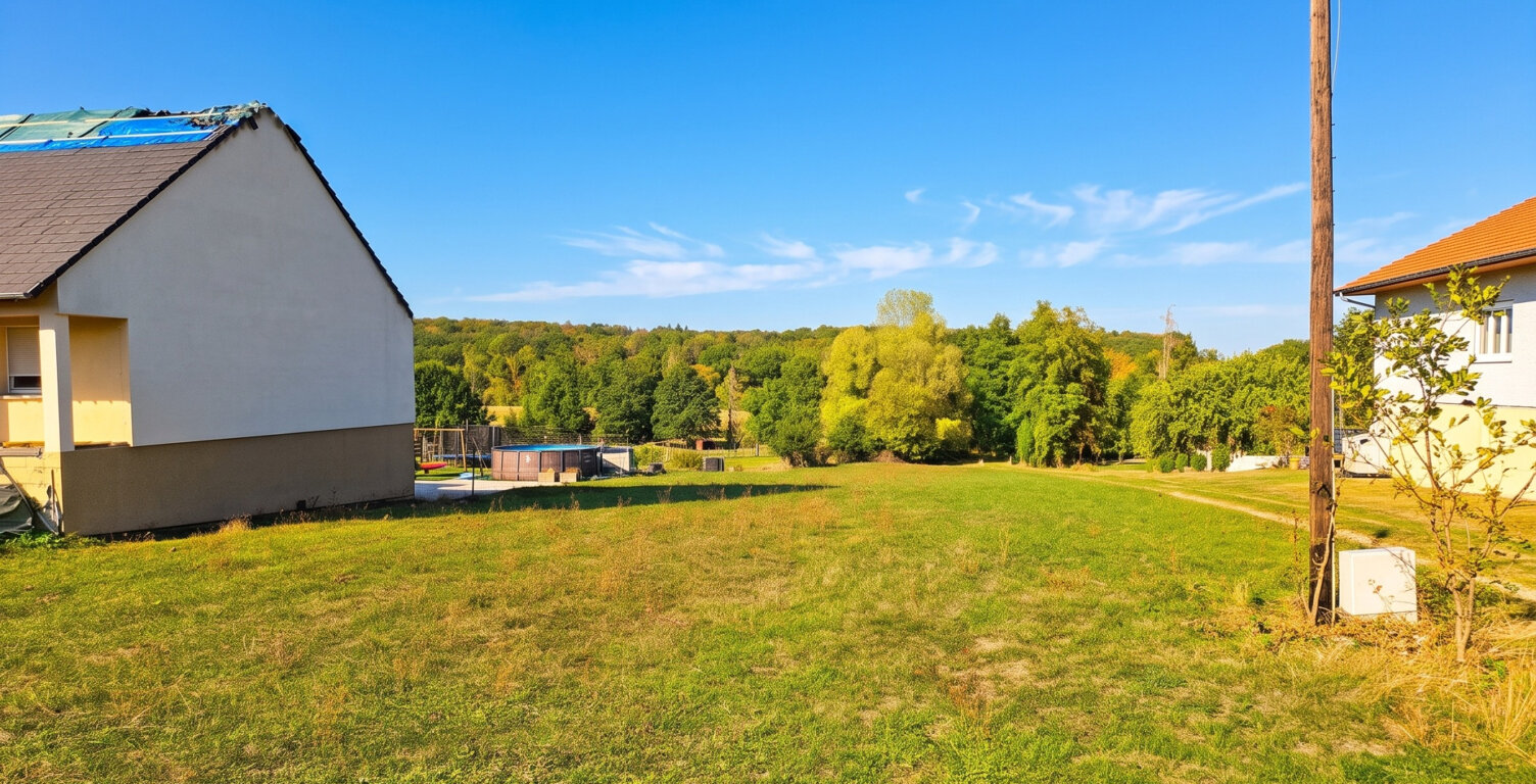 HILSPRICH   Beau terrain à bâtir de 2 084 m2   Vue dégagée — photo 1