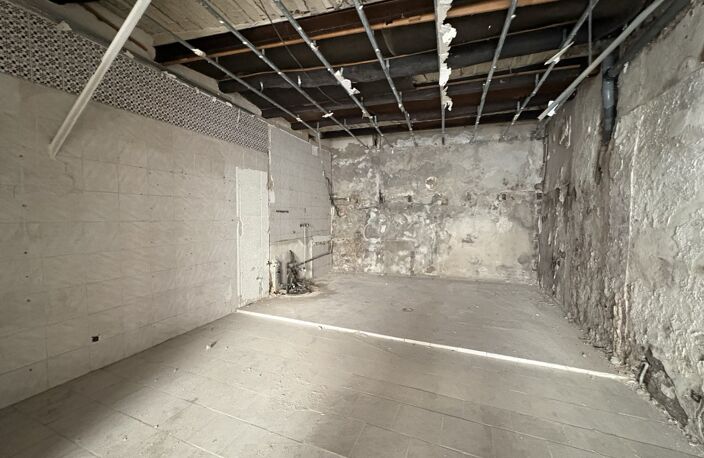 Local commercial — photo 4