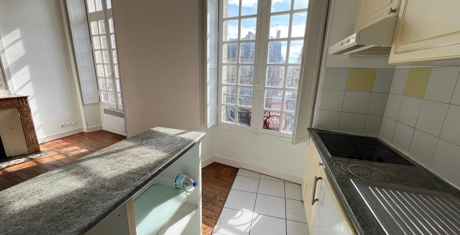 Appartement T2 dans petit immeuble ancien(18ème) — photo 1