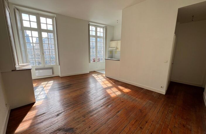 Appartement T2 dans petit immeuble ancien(18ème) — photo 4
