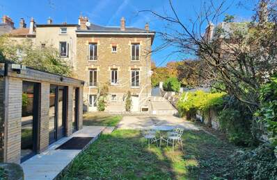 Meulière rénovée au charme authentique — photo du bien
