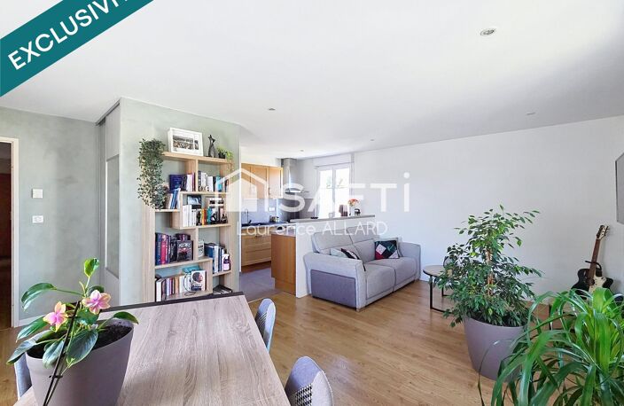 De la lumière à chaque fenêtre. .Découvrez un appartement traversant plein de charme ! — photo 3
