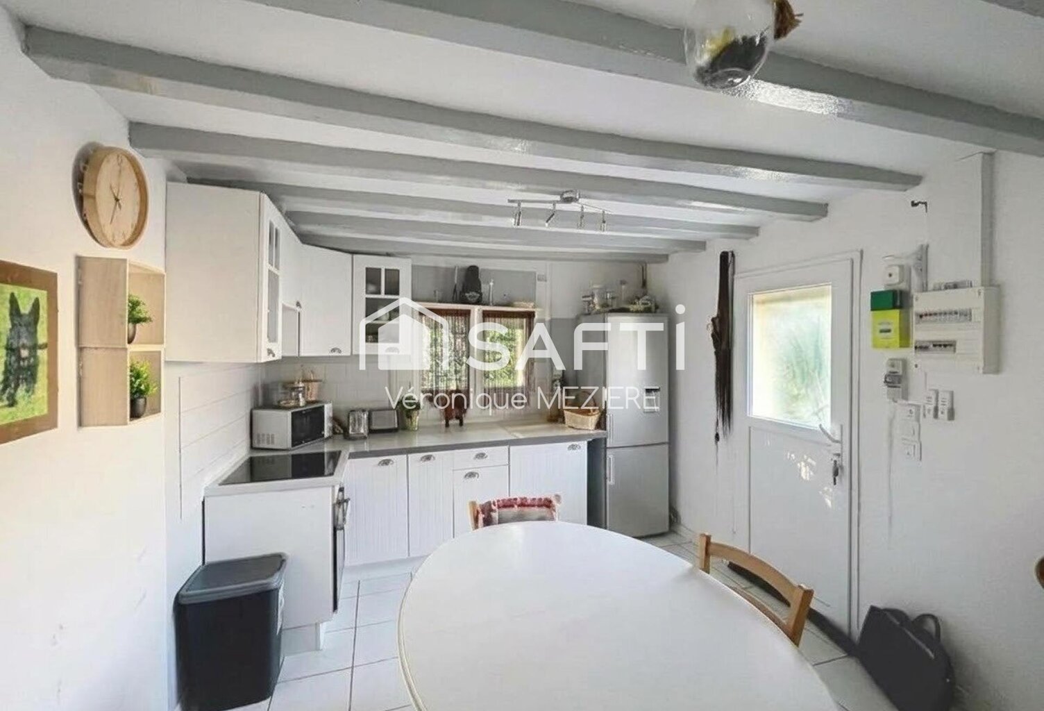 maison de bourg de 3 pièces à Longué Jumelles — photo 1
