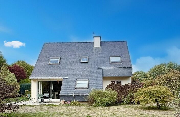 Maison avec vie de plain-pied, garage, abri de jardin sur terrain de 2 040 m². — photo 2