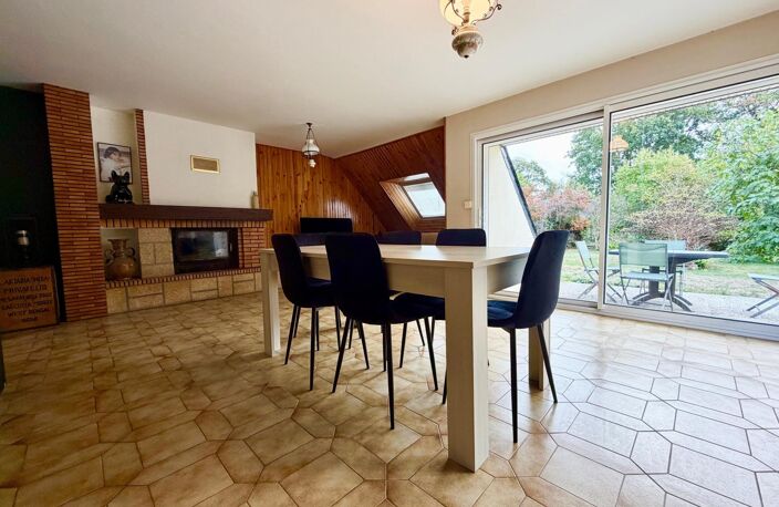 Maison avec vie de plain-pied, garage, abri de jardin sur terrain de 2 040 m². — photo 5