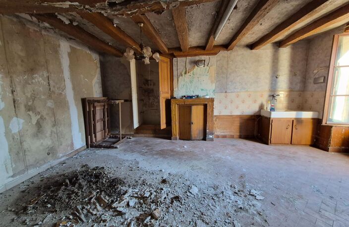 MAISON CENTRE-VILLE à restaurer — photo 2