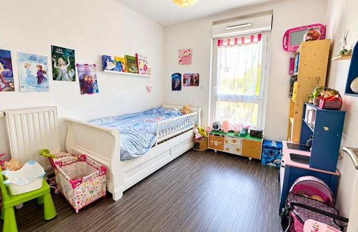 Appartement T3 avec jardin privatif et terrasse à seulement 10 minutes à pied du centre-ville — photo 4