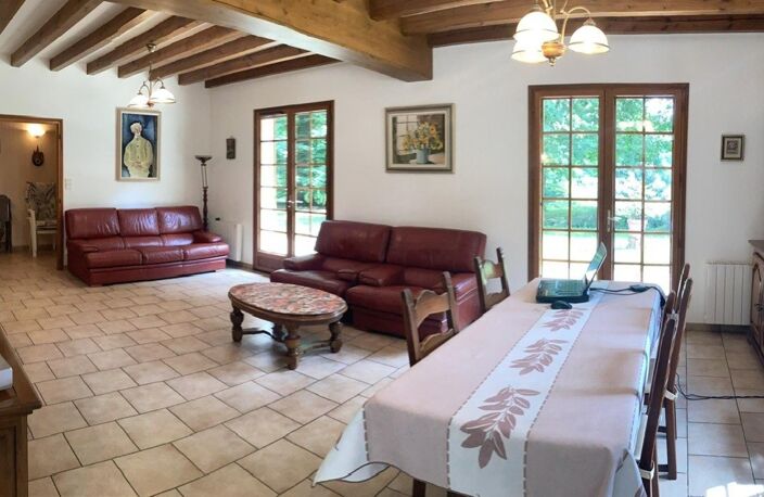 Magnifique maison périgourdine avec sa grande parcelle de bois et étang — photo 4