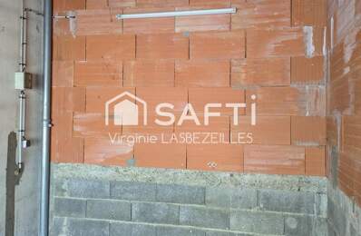 Investissement en cœur de ville : garage avec PC — photo du bien