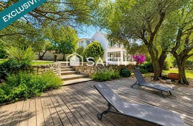 SANARY-SUR-MER  3 666 M² DE NATURE, PISCINE ET CHARME À QUELQUES MINUTES DU PORT — photo du bien