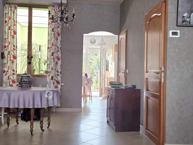 Charmante maison des années 1930 rénovée avec jardin et terr — photo du bien