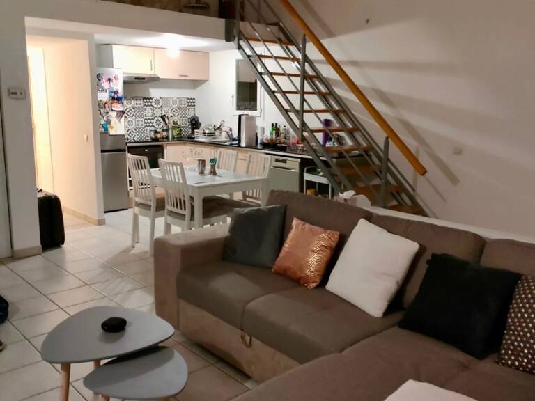 Bel appartement meublé de 65m² à Saint-Chamas — photo 1