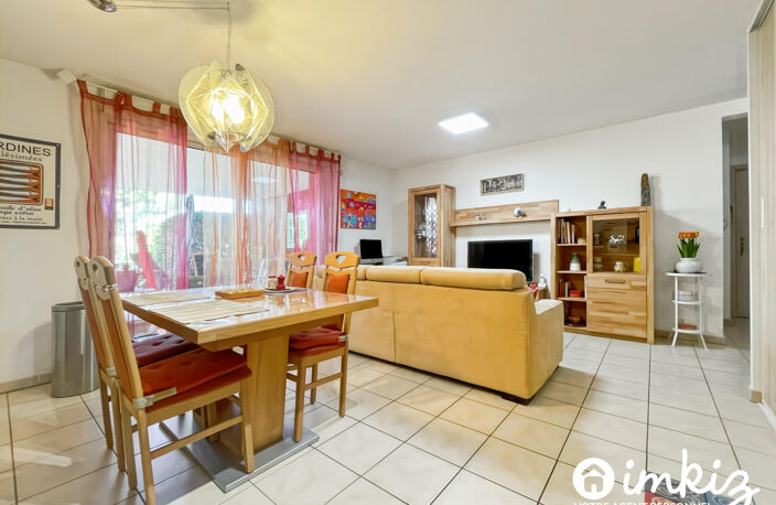 Residence avec piscine - terrasse, jardins  et box — photo 4