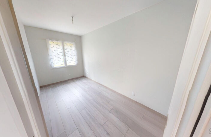 Maison T4 - 70 m2 - SAINT-BENOIT DE CARMAUX — photo 5