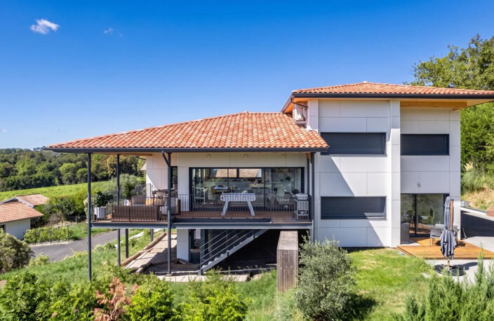 Villa d'architecte à Anglet, un balcon sur les montagnes bas — photo 3