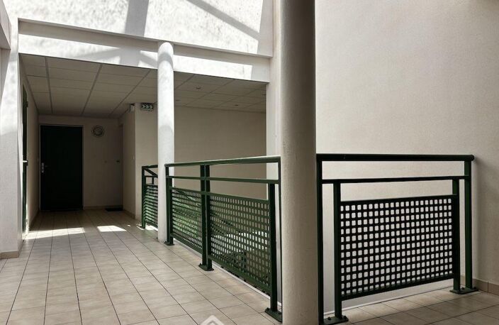 Appartement - 32m² - Poitiers — photo 2