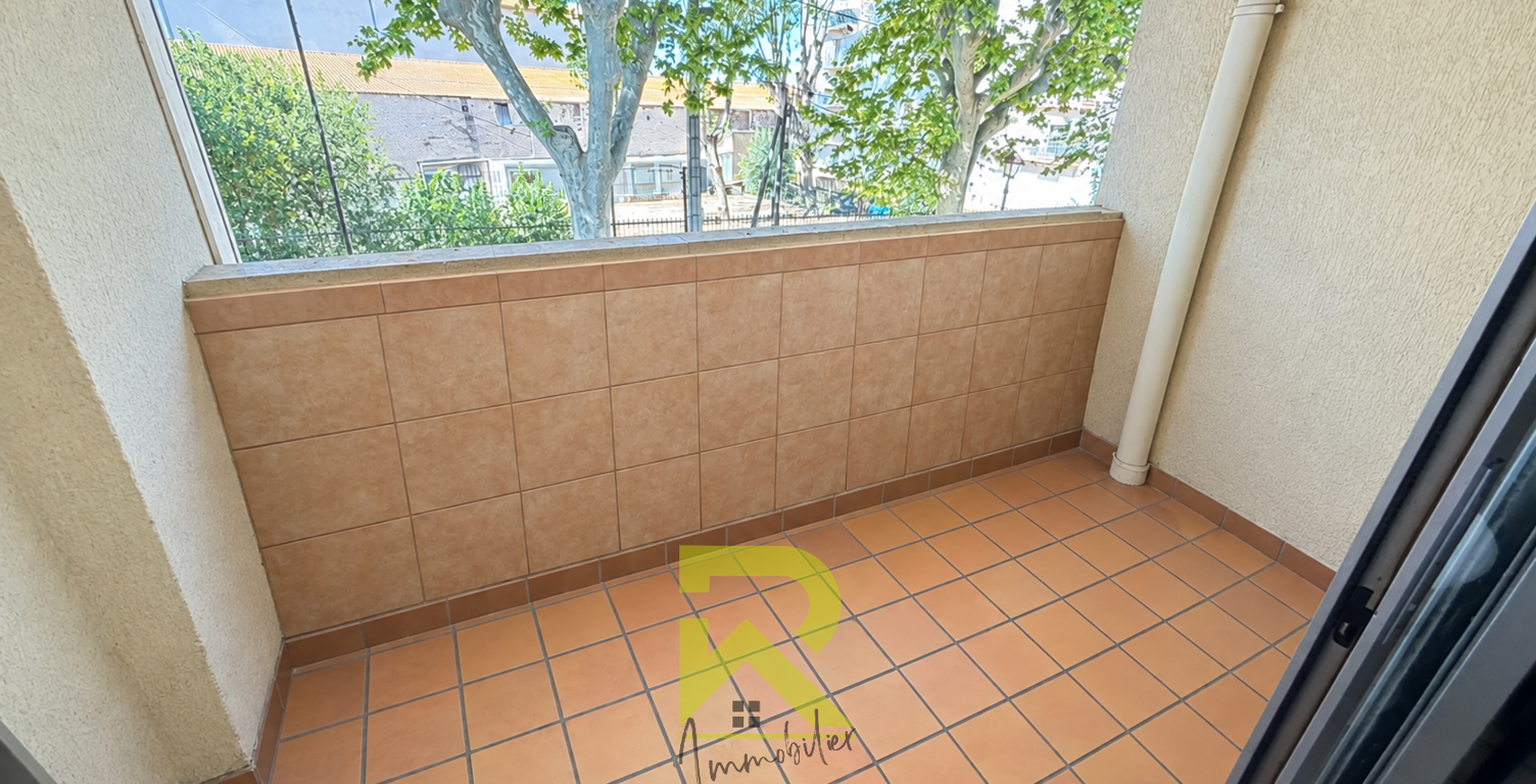 Agde   Appartement 3 pièces de 67 m2 avec terrasse & ascense — photo 1