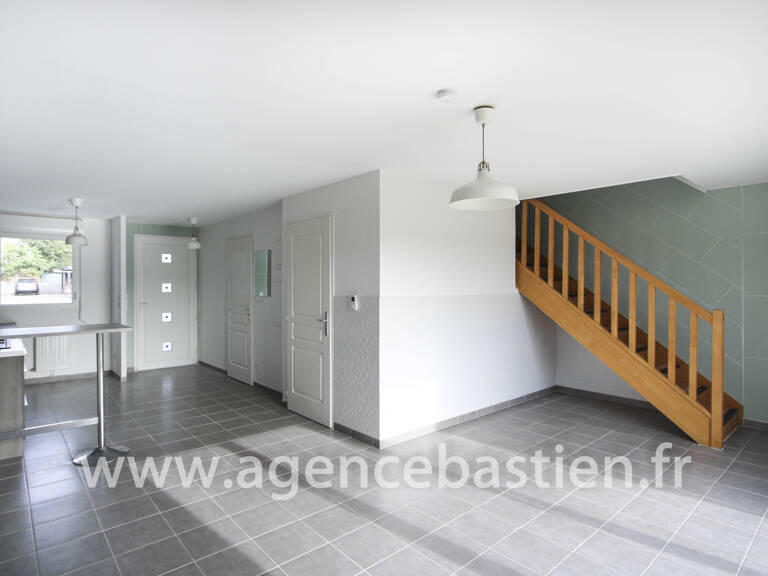 Maison mitoyenne entièrement rénovée - Pregnin — photo 1
