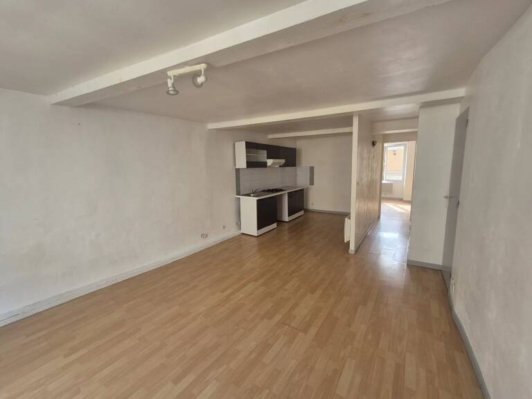 APPARTEMENT T2 – 45 M² – CENTRE DU VILLAGE — photo 1
