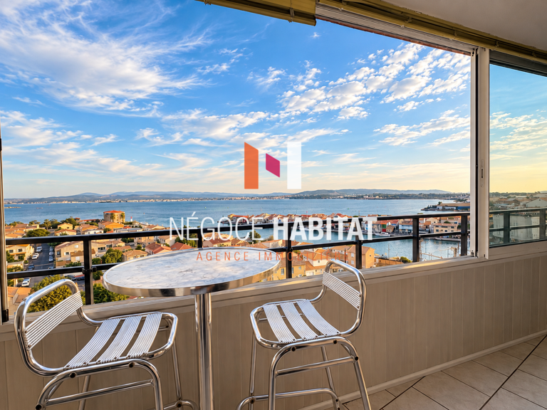 SETE - VUE ETANG ET MER - APPART. T3 DE 87 M2 DERNIER ÉTAGE — photo 1