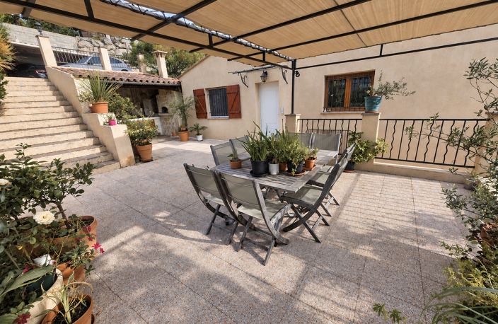 SAINT-MARTIN-DU-VAR   VILLA INDIVIDUELLE AVEC PISCINE, VUE D — photo 3