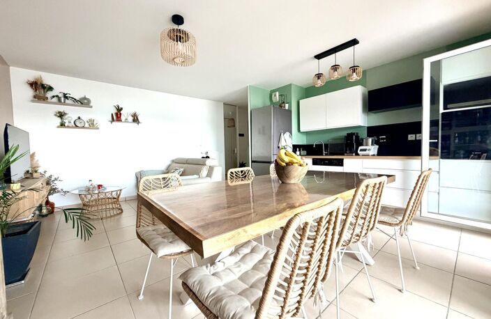avec terrasse et garage — photo 4