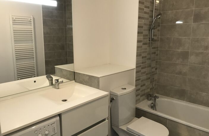 Location appartement 2 pièces 43 m² à Toulouse (31100) — photo 2