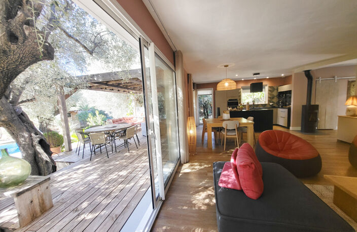 OLLIOULES - Maison bioclimatique neuve 175 m2 - Piscine - Te — photo 3