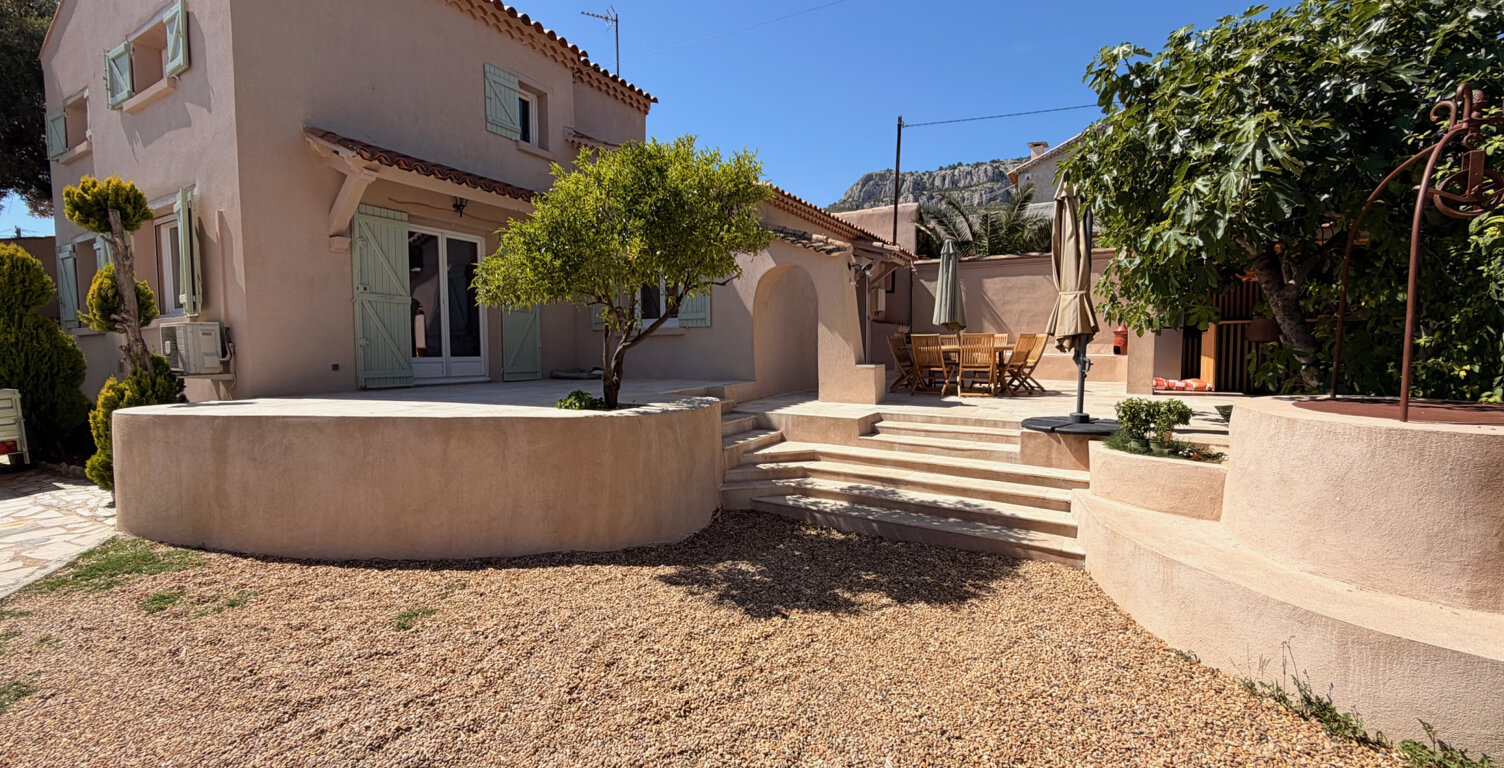 TOULON OUEST 4 CHEMINS - Maison 130 m2 - Piscine - Terrain 8 — photo 1