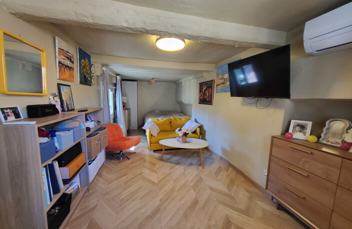 OLLIOULES CENTRE VILLAGE - 2 P 30m2 — photo 4