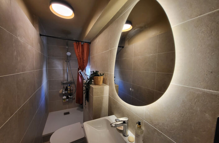 OLLIOULES CENTRE VILLAGE - 2 P 30m2 — photo 5