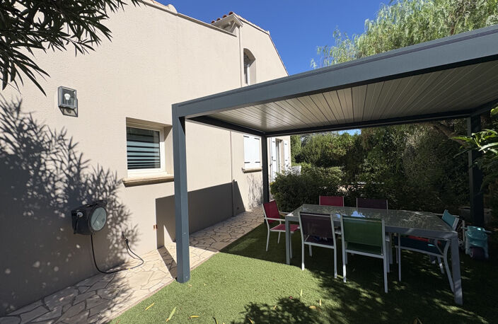 - VILLA LE BRUSC - COUP DE COEUR - PLAGES A PIED — photo 3