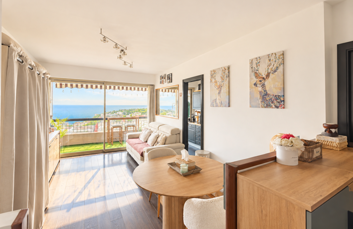 ROQUEBRUNE-CAP-MARTIN - STUDIO PLEINE VUE MER — photo 3