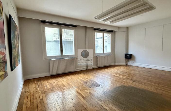 Un appartement à repenser en coeur de ville — photo 2