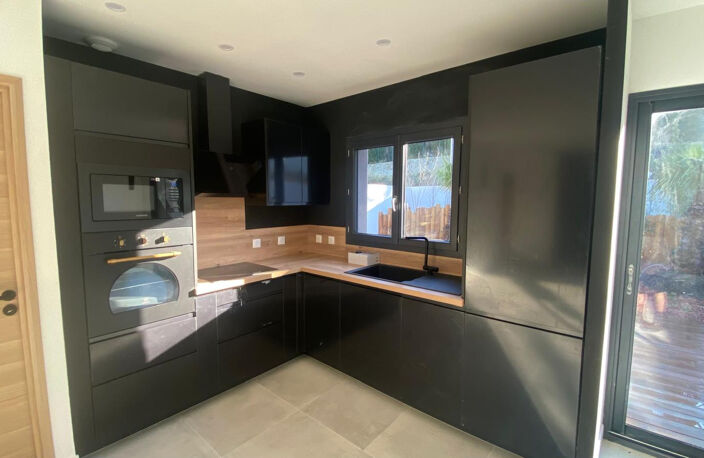 A vendre maison neuve de plain-pied, garage et jardin piscin — photo 3