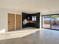 A vendre maison neuve de plain-pied, garage et jardin piscin — photo 2